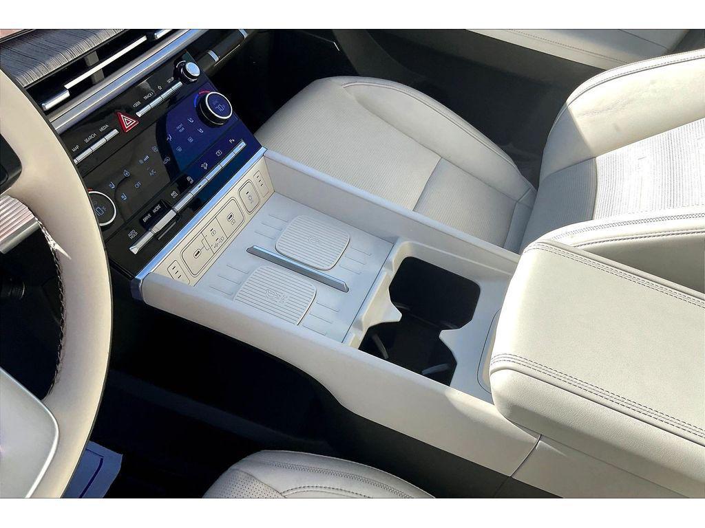 used 2025 Hyundai Santa Fe car, priced at $47,495