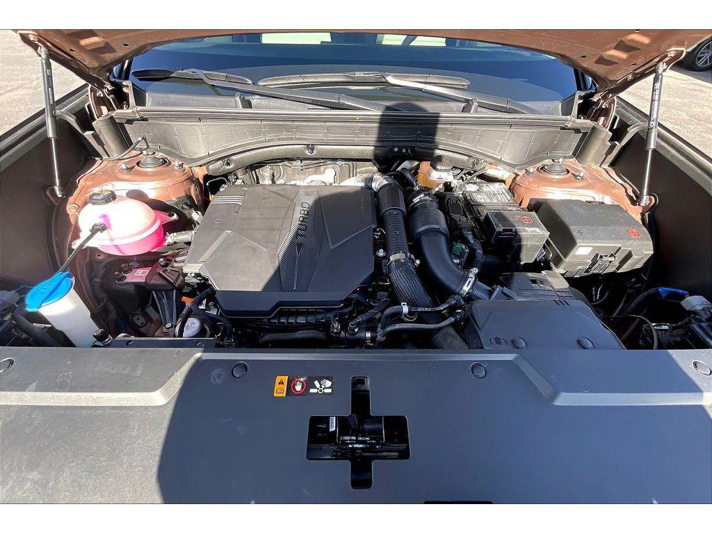 used 2025 Hyundai Santa Fe car, priced at $47,495