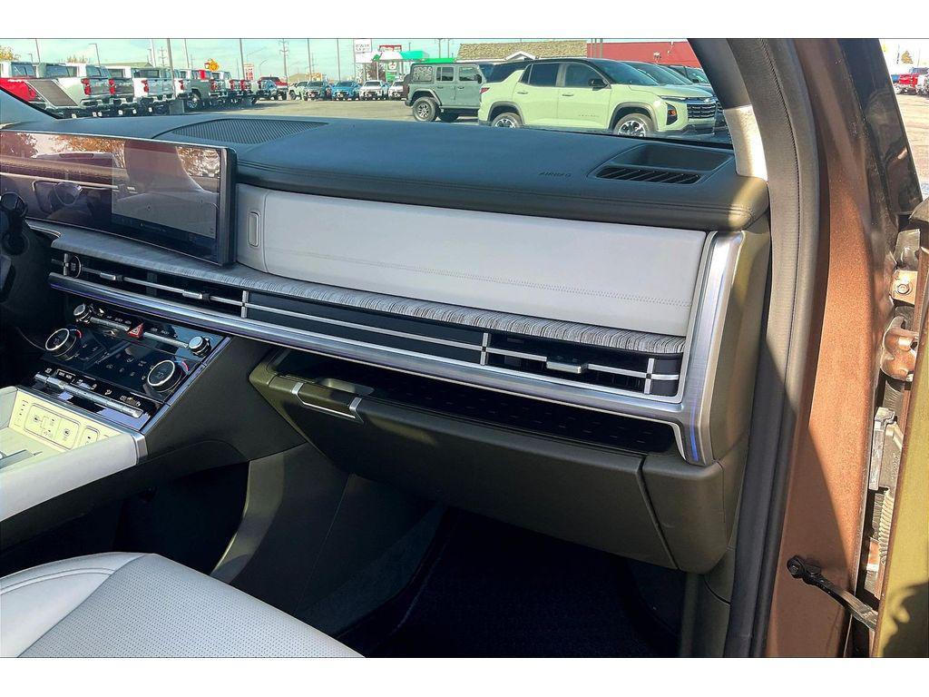 used 2025 Hyundai Santa Fe car, priced at $47,495