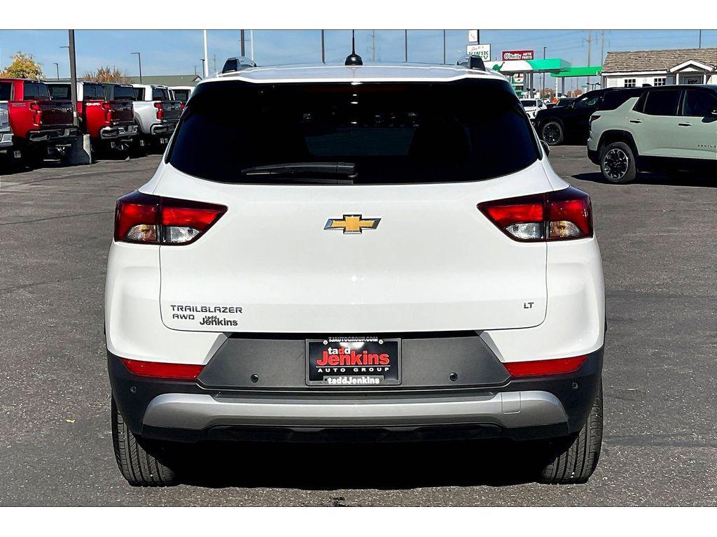 used 2024 Chevrolet TrailBlazer car, priced at $27,495