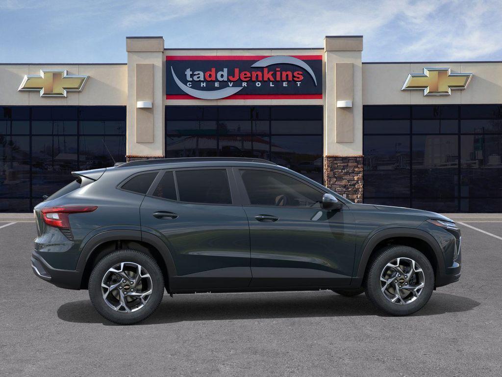new 2025 Chevrolet Trax car, priced at $24,904