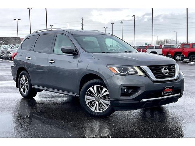 used 2018 Nissan Pathfinder car