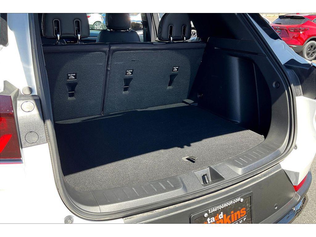 used 2025 Chevrolet TrailBlazer car, priced at $31,995