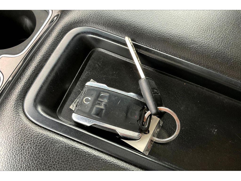 used 2014 GMC Sierra 1500 car, priced at $14,995