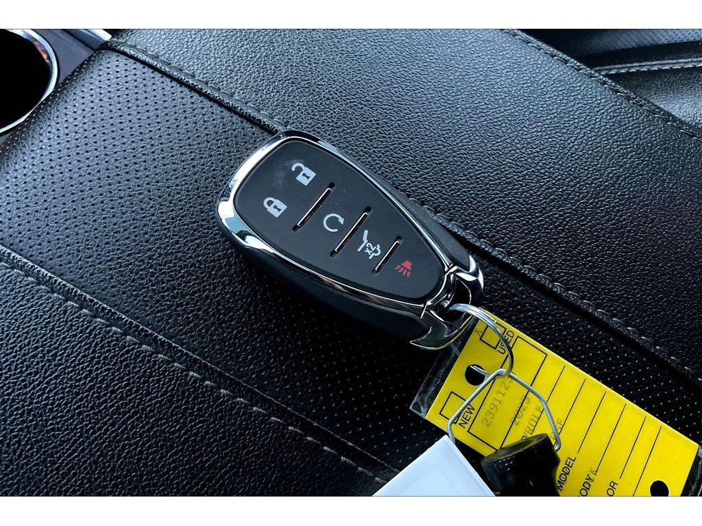 used 2023 Chevrolet Traverse car, priced at $40,995