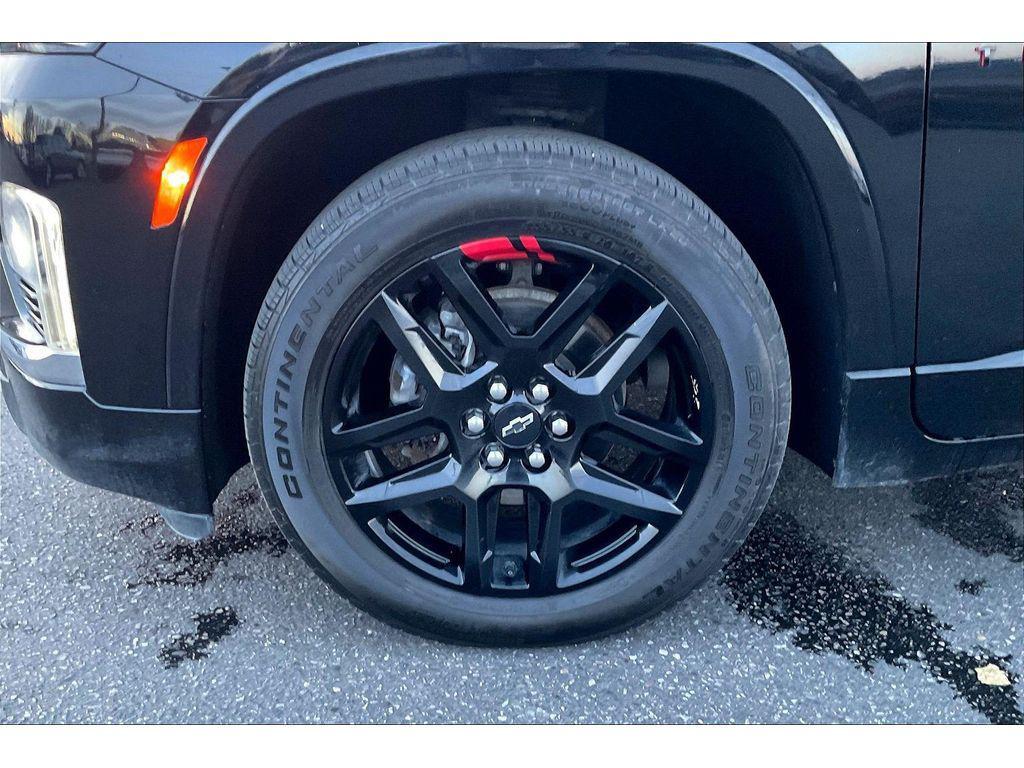 used 2023 Chevrolet Traverse car, priced at $40,995