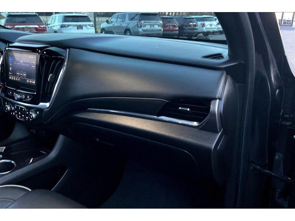 used 2023 Chevrolet Traverse car, priced at $40,995
