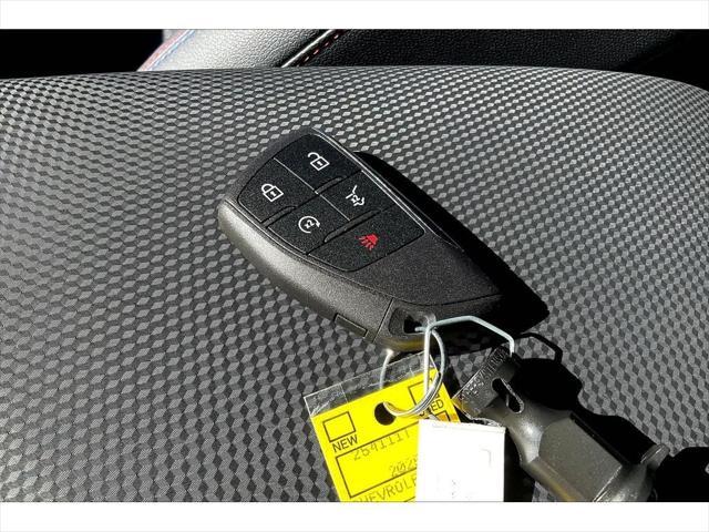 used 2025 Chevrolet Equinox car, priced at $38,894