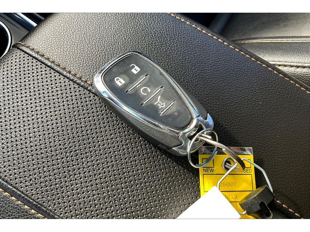 used 2019 Chevrolet Traverse car, priced at $21,495