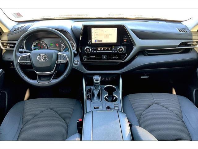 used 2023 Toyota Highlander Hybrid car, priced at $41,495