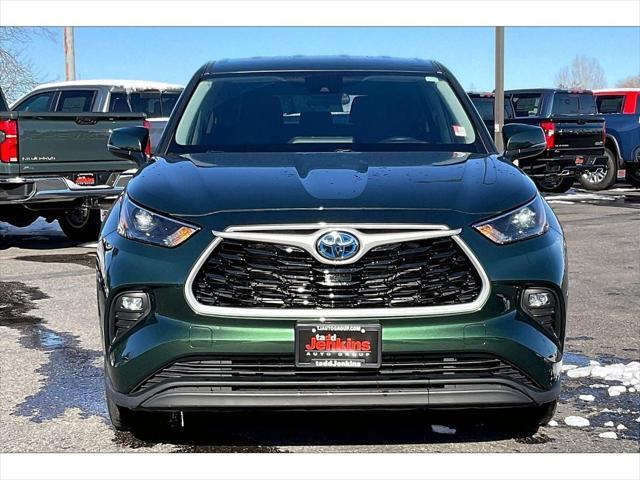 used 2023 Toyota Highlander Hybrid car, priced at $41,495