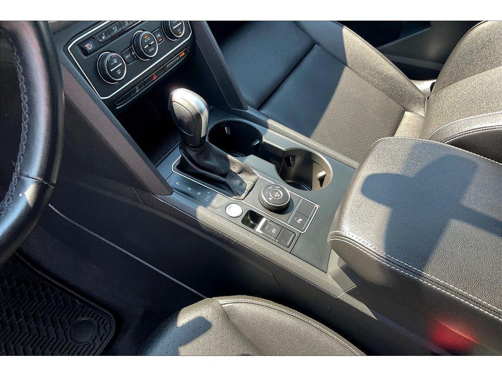 used 2021 Volkswagen Atlas car, priced at $29,495