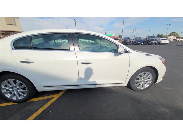 used 2016 Buick LaCrosse car