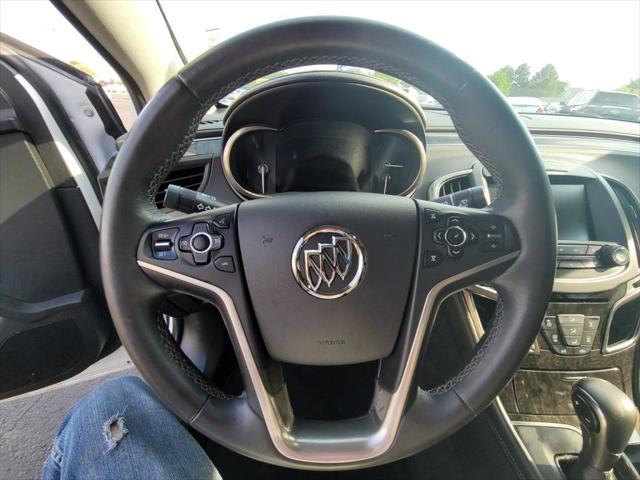 used 2016 Buick LaCrosse car