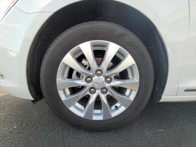 used 2016 Buick LaCrosse car