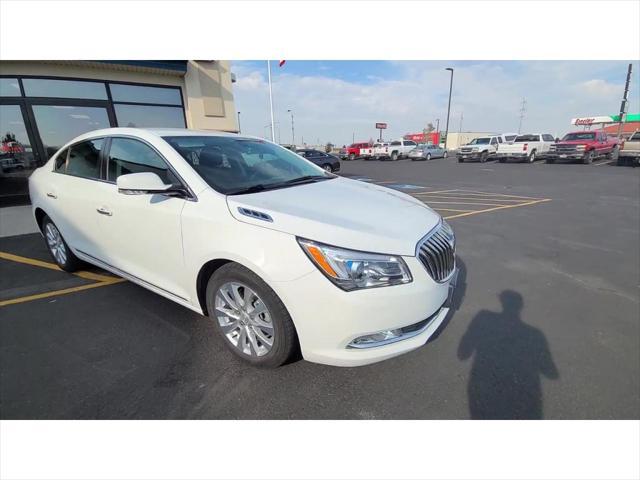 used 2016 Buick LaCrosse car