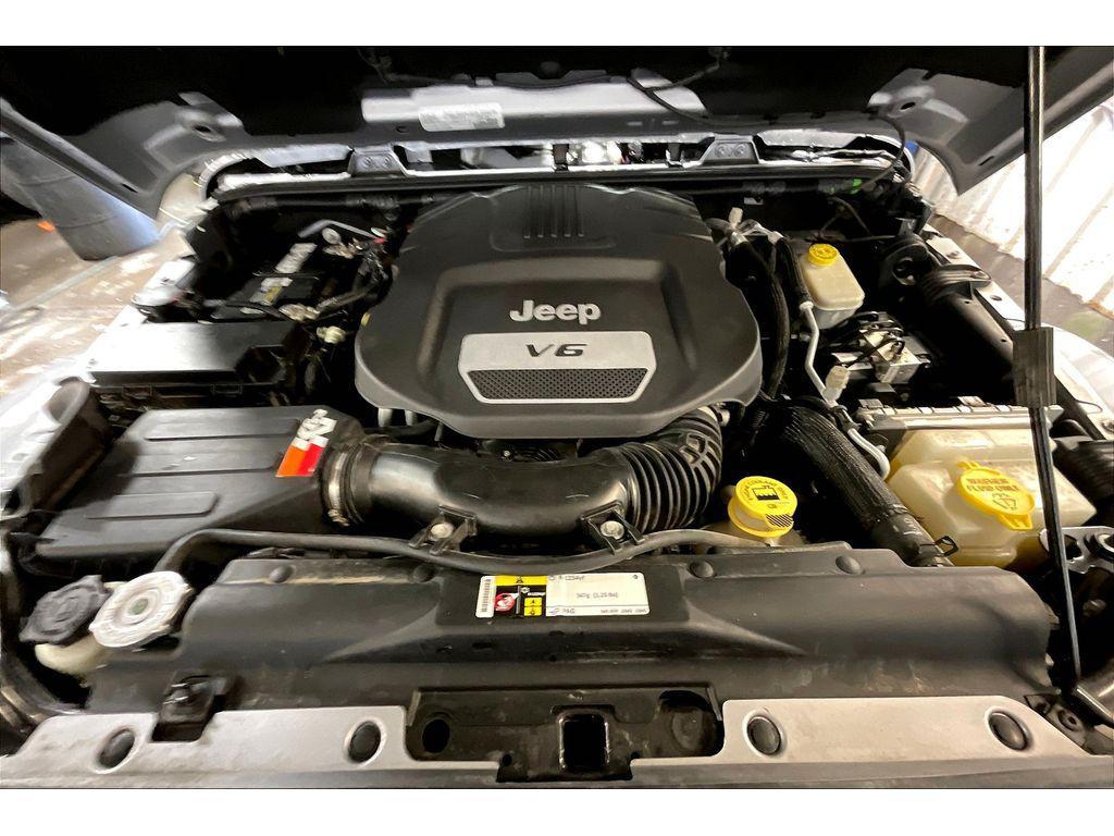 used 2016 Jeep Wrangler Unlimited car, priced at $26,495