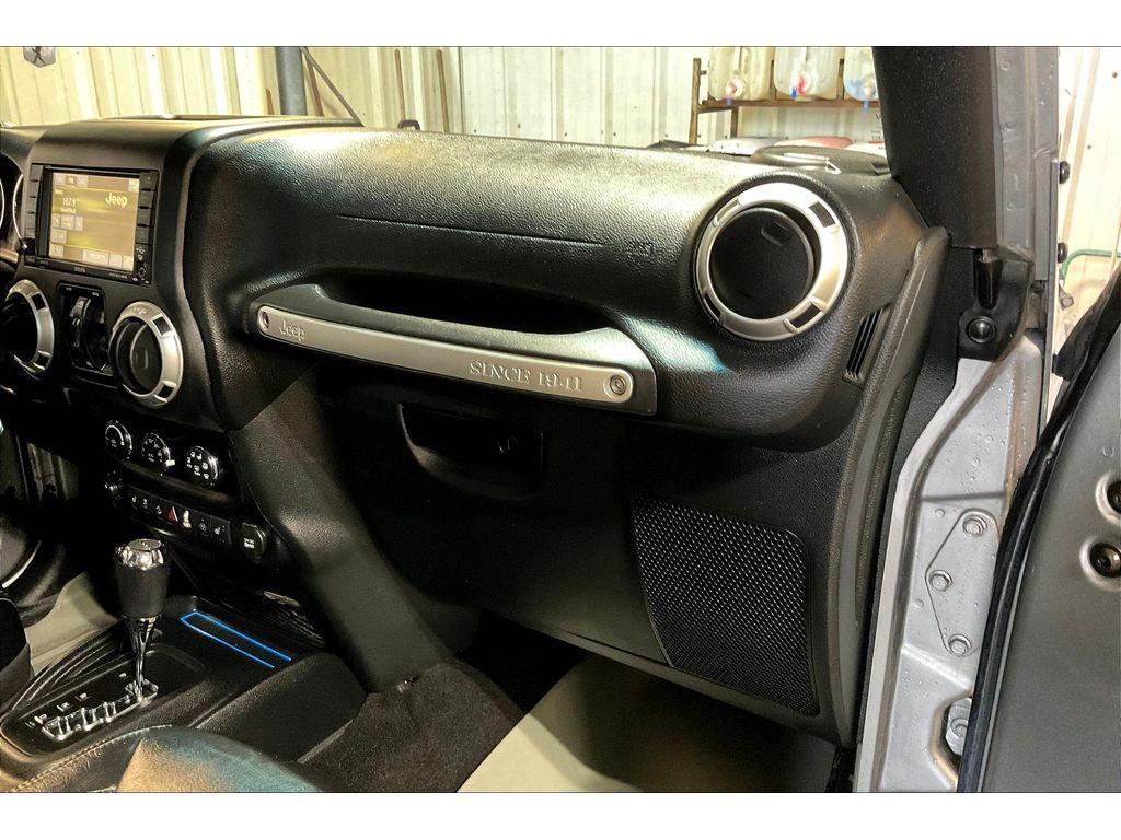 used 2016 Jeep Wrangler Unlimited car, priced at $26,495