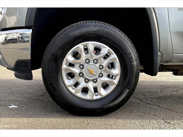 used 2024 Chevrolet Silverado 3500 car