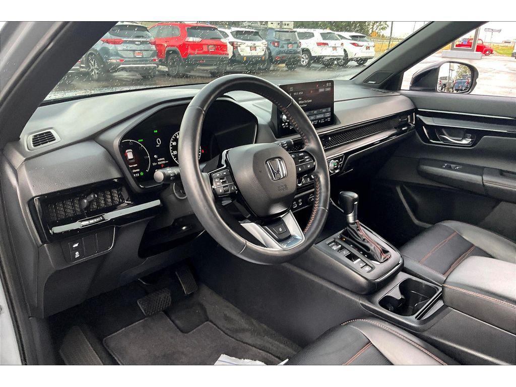 used 2025 Honda CR-V Hybrid car, priced at $41,995