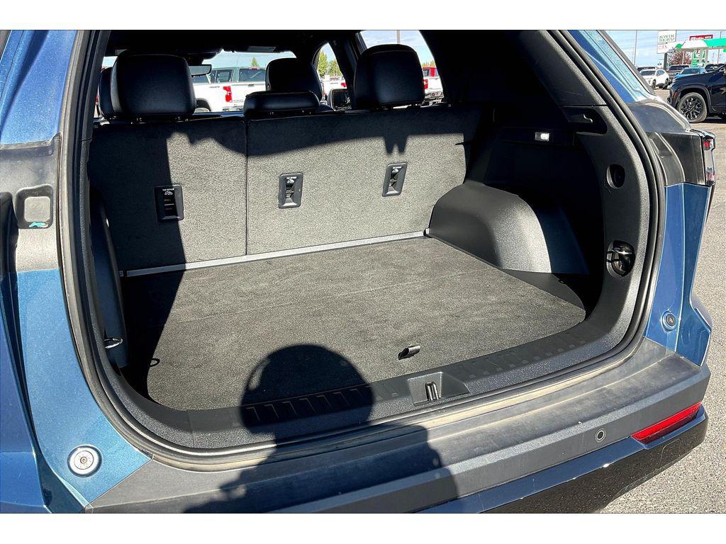 used 2025 Chevrolet Equinox car, priced at $37,495