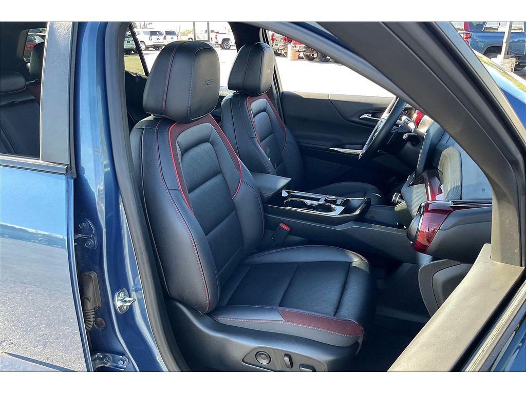 used 2025 Chevrolet Equinox car, priced at $37,495