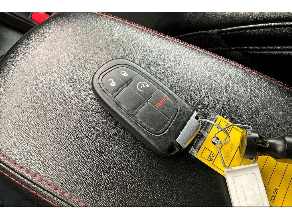 used 2022 Jeep Cherokee car, priced at $26,495