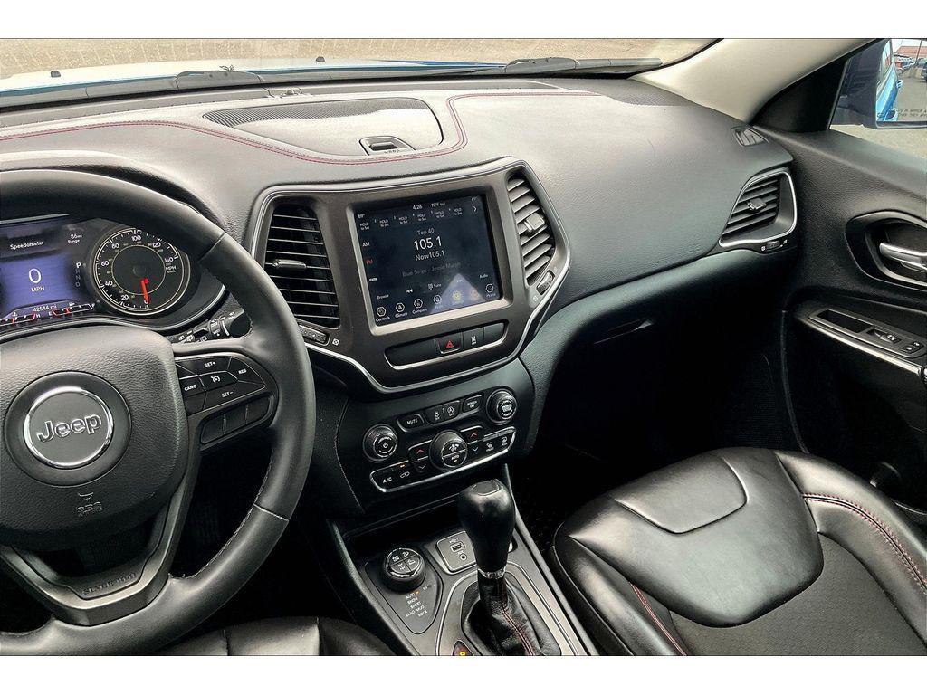 used 2022 Jeep Cherokee car, priced at $26,495
