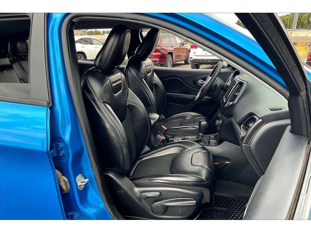 used 2022 Jeep Cherokee car, priced at $26,495