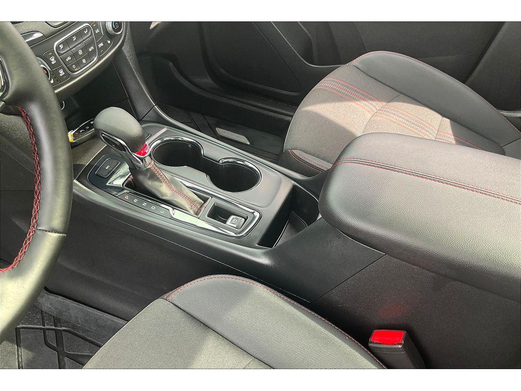 used 2024 Chevrolet Equinox car, priced at $31,995