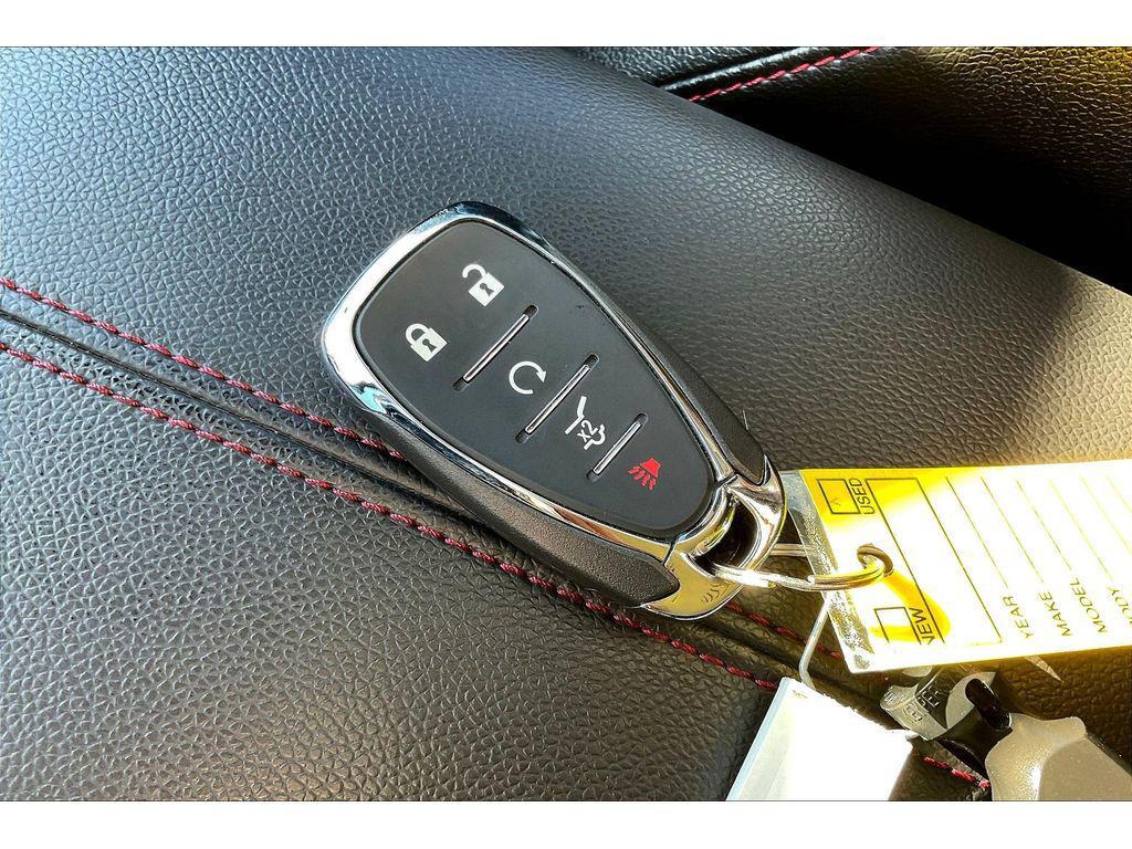 used 2023 Chevrolet Equinox car, priced at $26,495