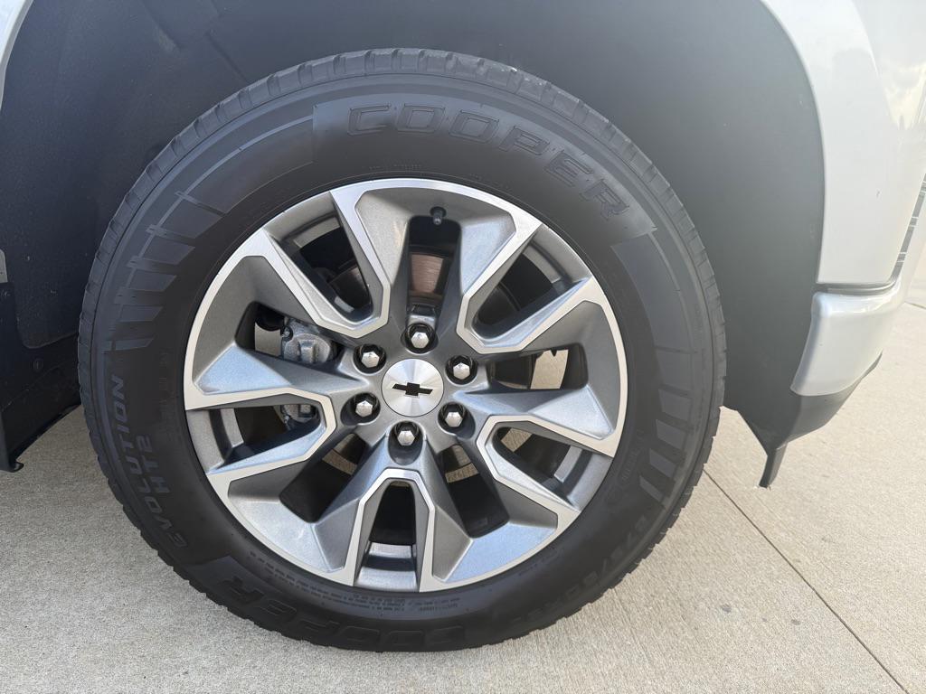 used 2021 Chevrolet Silverado 1500 car, priced at $29,995