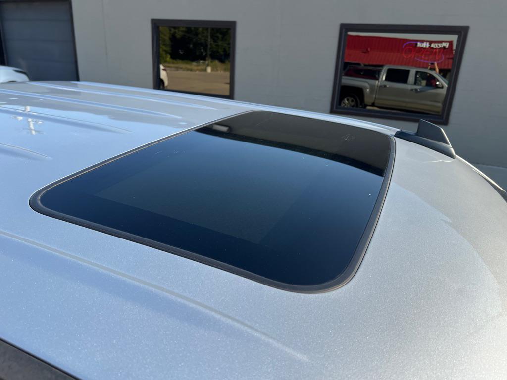 used 2017 GMC Sierra 1500 car, priced at $26,995