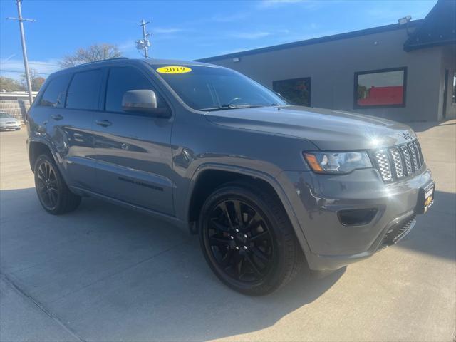 used 2019 Jeep Grand Cherokee car, priced at $20,495