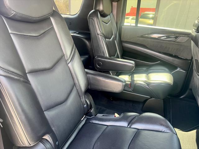 used 2017 Cadillac Escalade ESV car, priced at $33,995