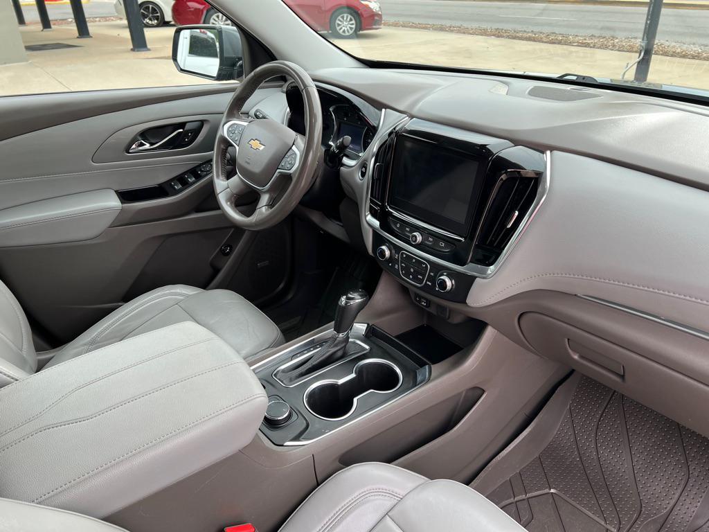 used 2020 Chevrolet Traverse car, priced at $16,995