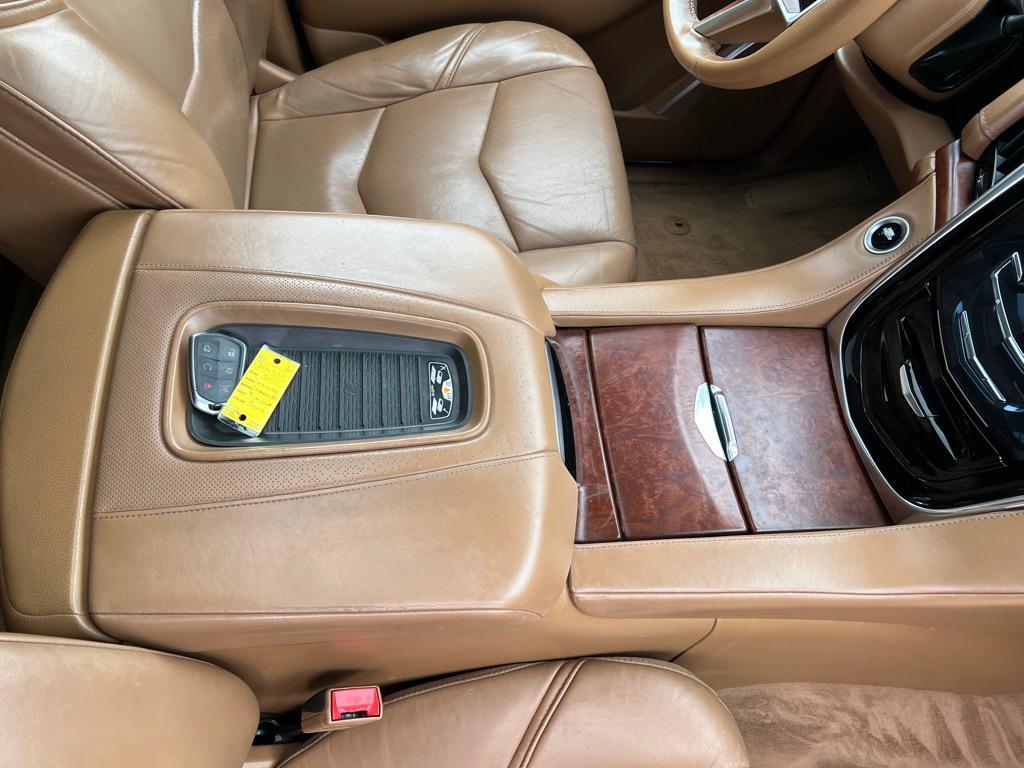 used 2017 Cadillac Escalade ESV car, priced at $30,995