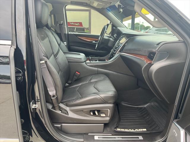 used 2015 Cadillac Escalade ESV car, priced at $23,995