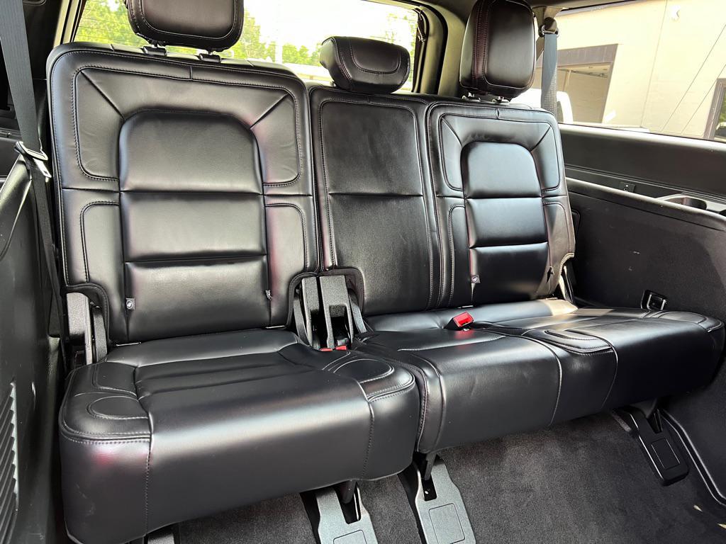 used 2019 Lincoln Navigator L car, priced at $29,995