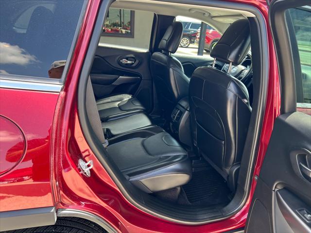 used 2019 Jeep Cherokee car, priced at $15,995