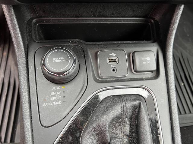 used 2019 Jeep Cherokee car, priced at $15,995