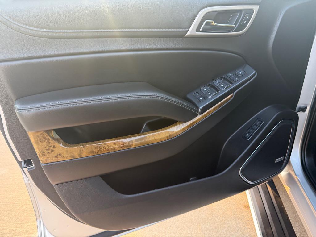 used 2017 GMC Yukon car, priced at $26,995