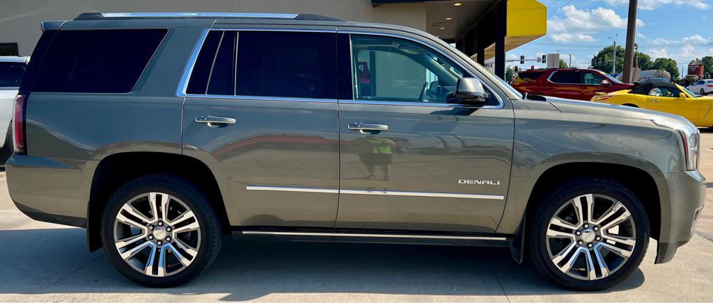 used 2018 GMC Yukon car, priced at $25,995