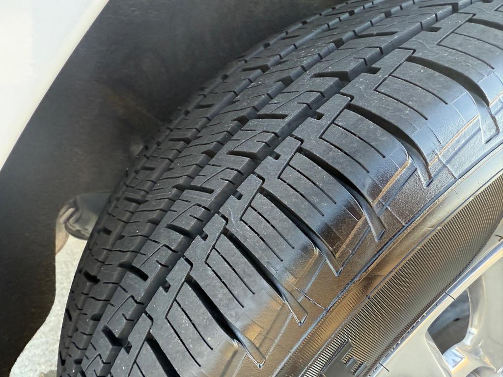 used 2018 Cadillac XT5 car, priced at $18,995