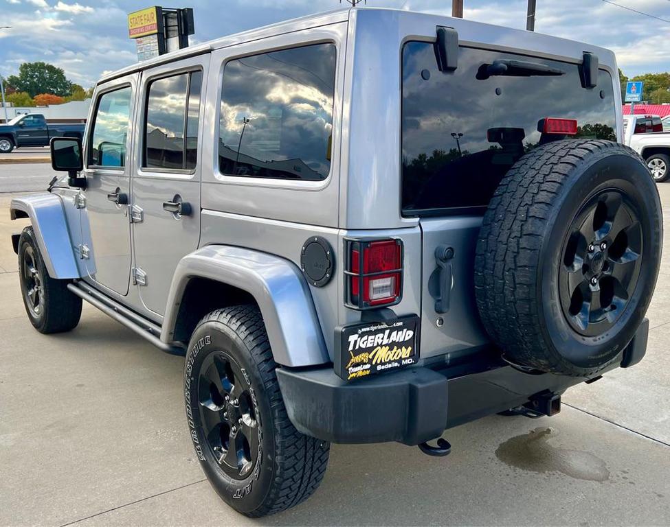used 2015 Jeep Wrangler Unlimited car, priced at $19,995