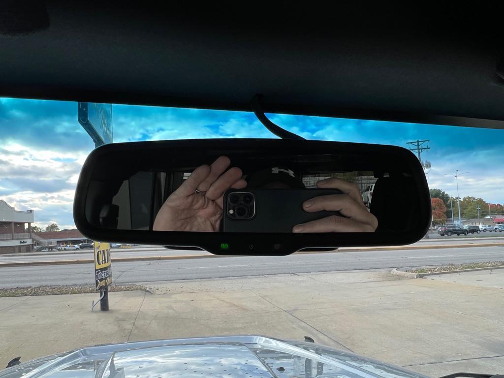 used 2015 Jeep Wrangler Unlimited car, priced at $19,995