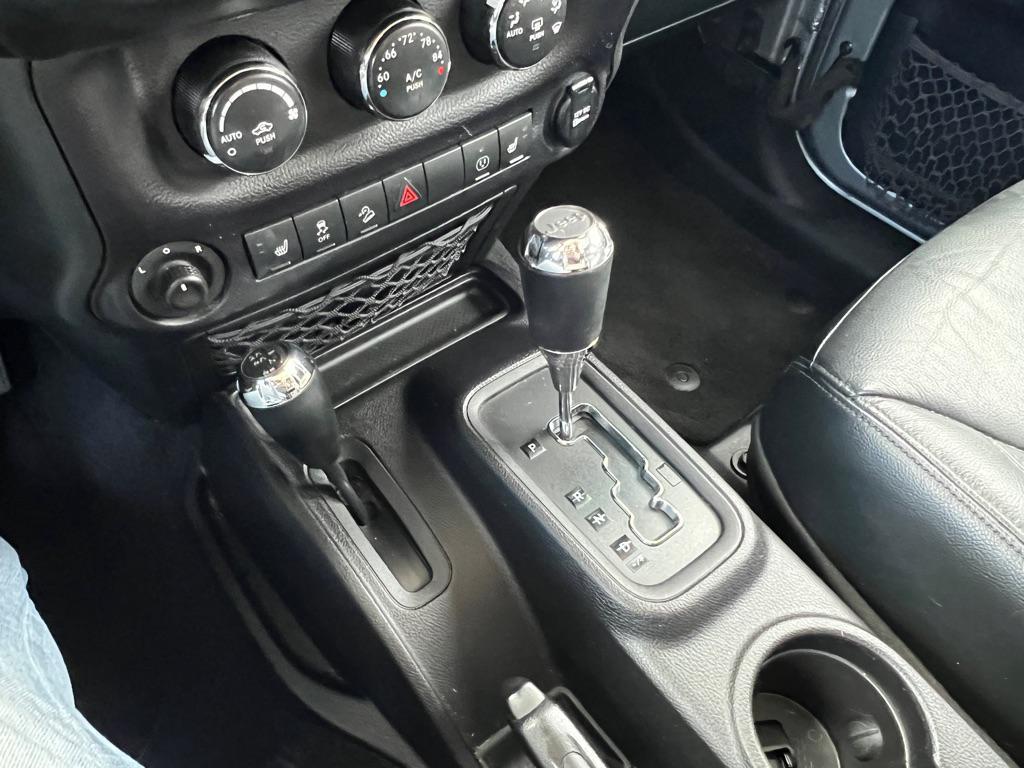 used 2015 Jeep Wrangler Unlimited car, priced at $19,995