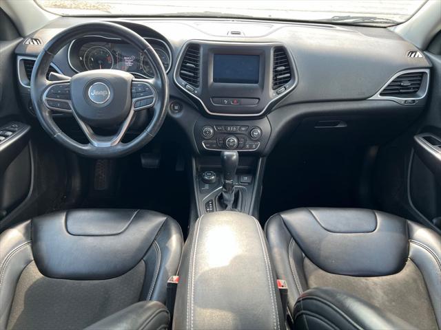 used 2020 Jeep Cherokee car, priced at $18,995