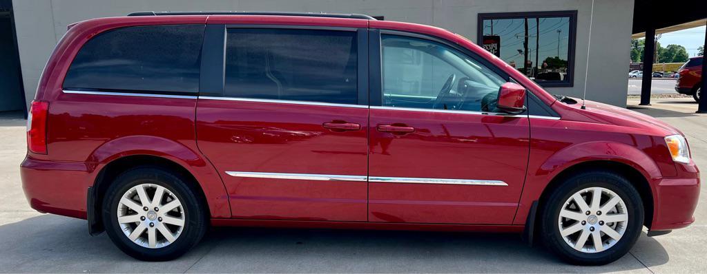 used 2015 Chrysler Town & Country car, priced at $11,995