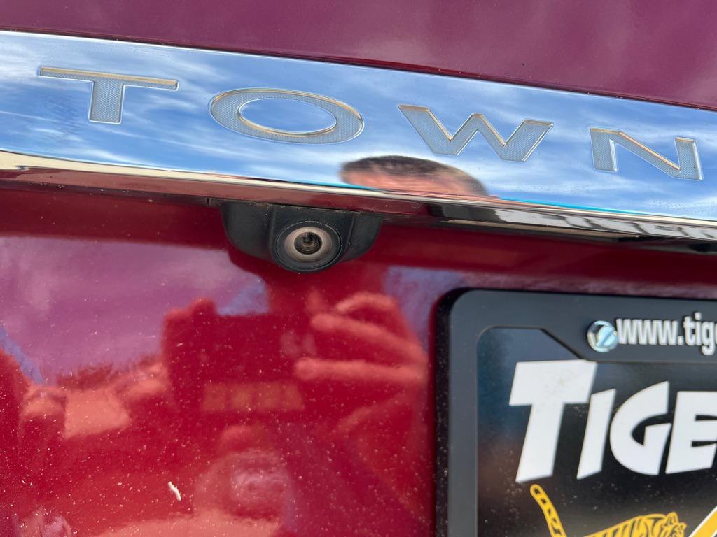 used 2015 Chrysler Town & Country car, priced at $11,995